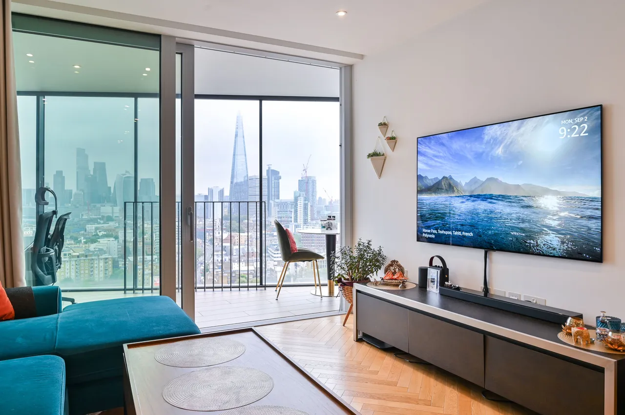 Apartment 2001, 251 Southwark Bridge Road, London, photo 5