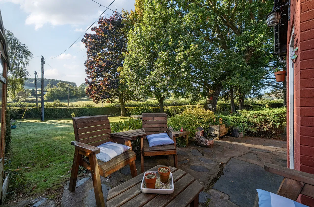 Llanfyllin, Powys, photo 17