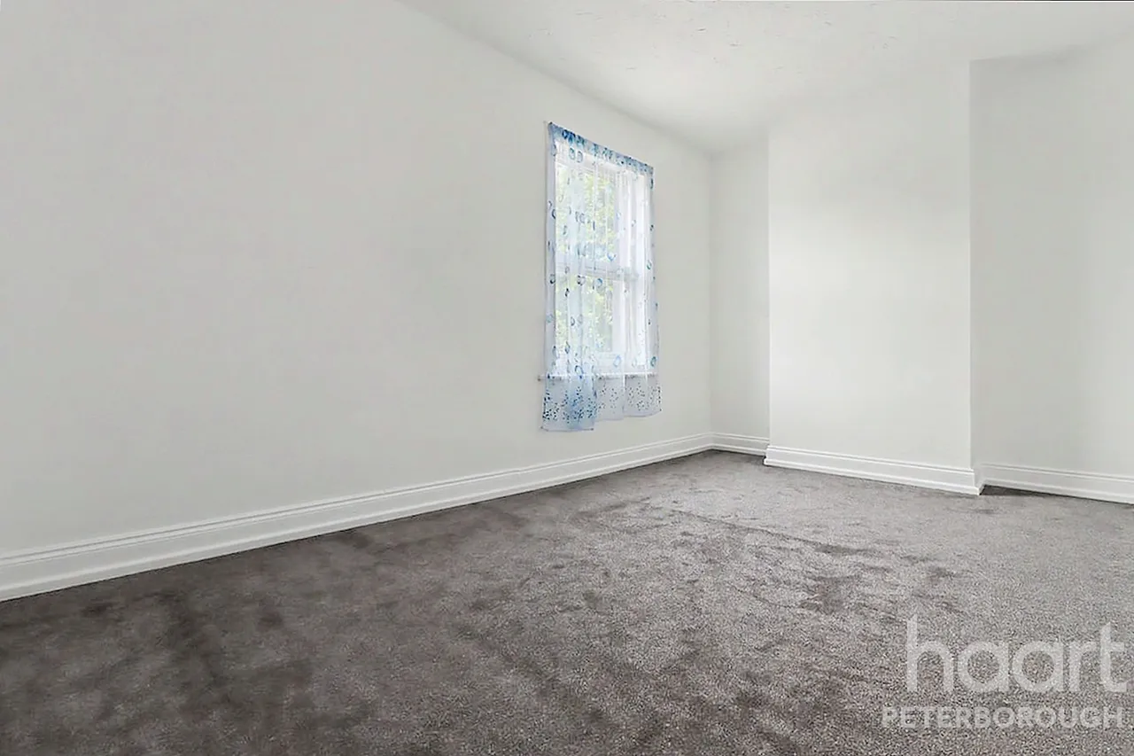 Lincoln Road, Peterborough, PE1, photo 10