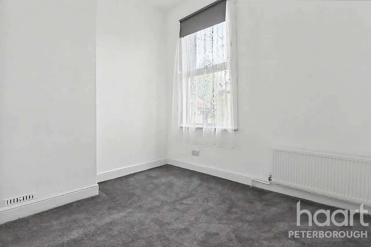 Lincoln Road, Peterborough, PE1, photo 12