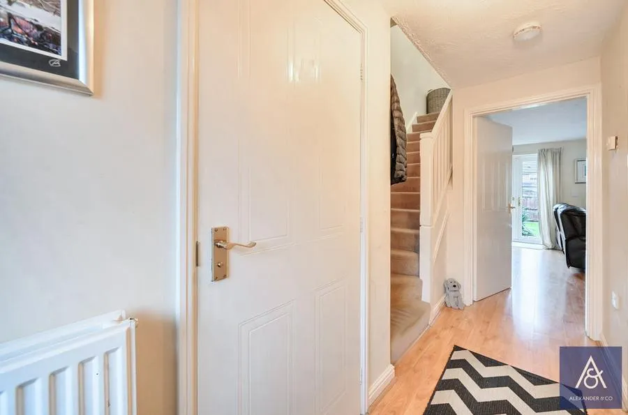 Heron Drive, Brackley, NN13, photo 9