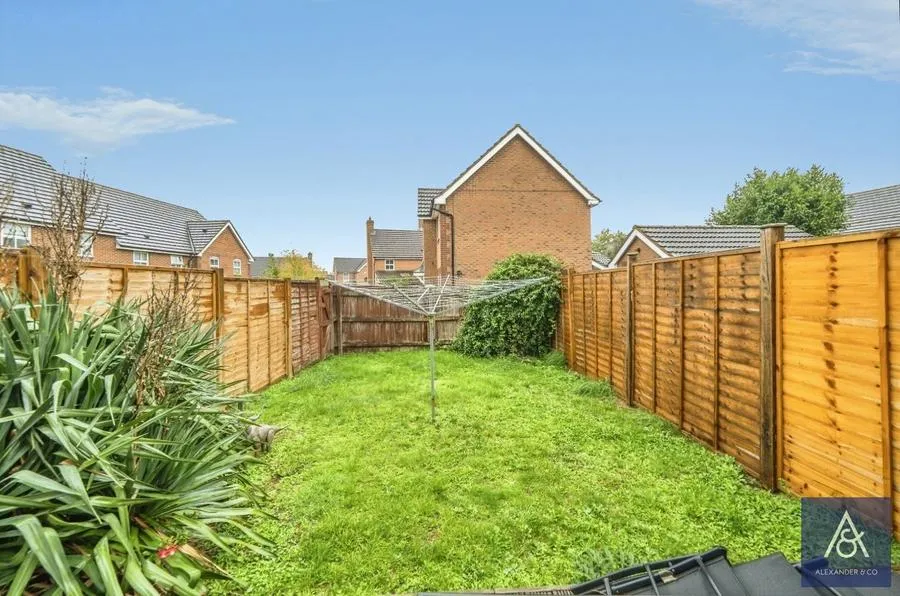Heron Drive, Brackley, NN13, photo 17