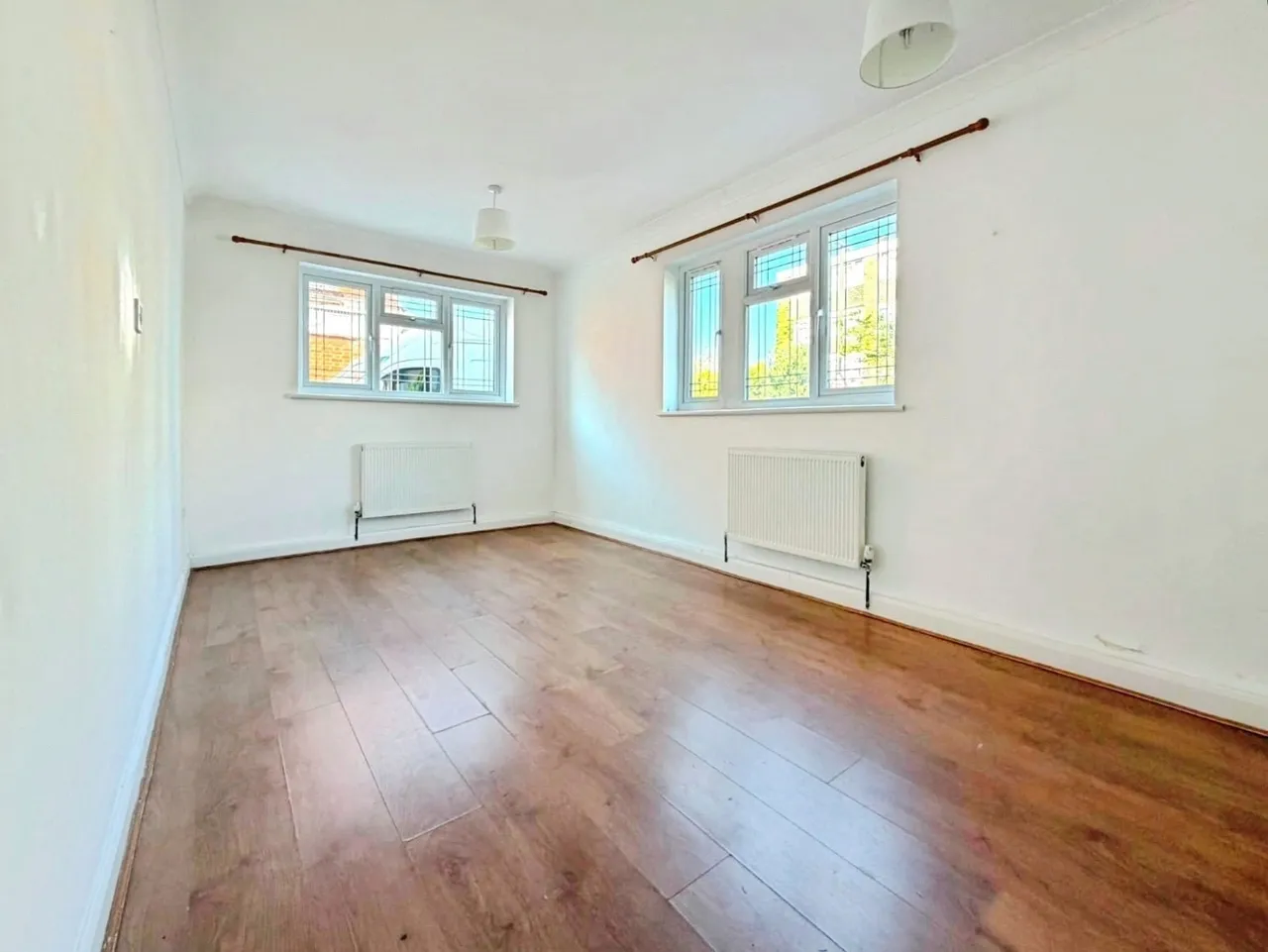 Walton Road, Woking, GU21, photo 4