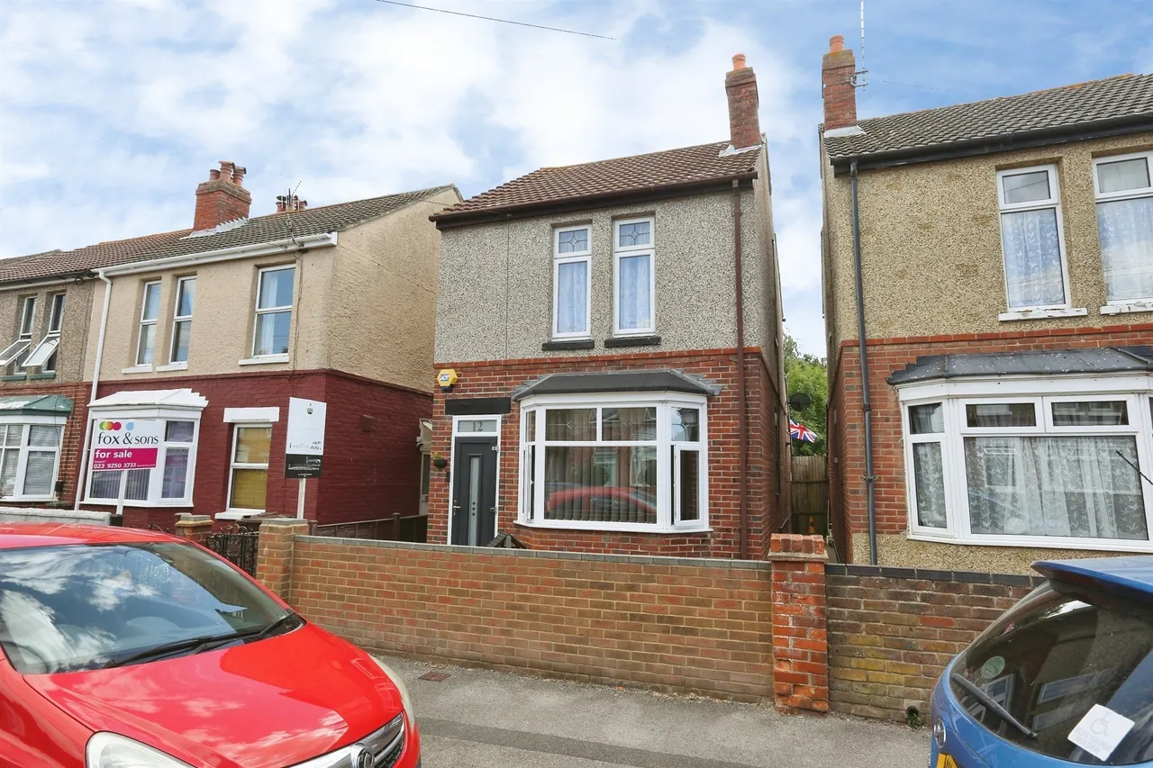 Wakeley Drive, Gosport, photo 9