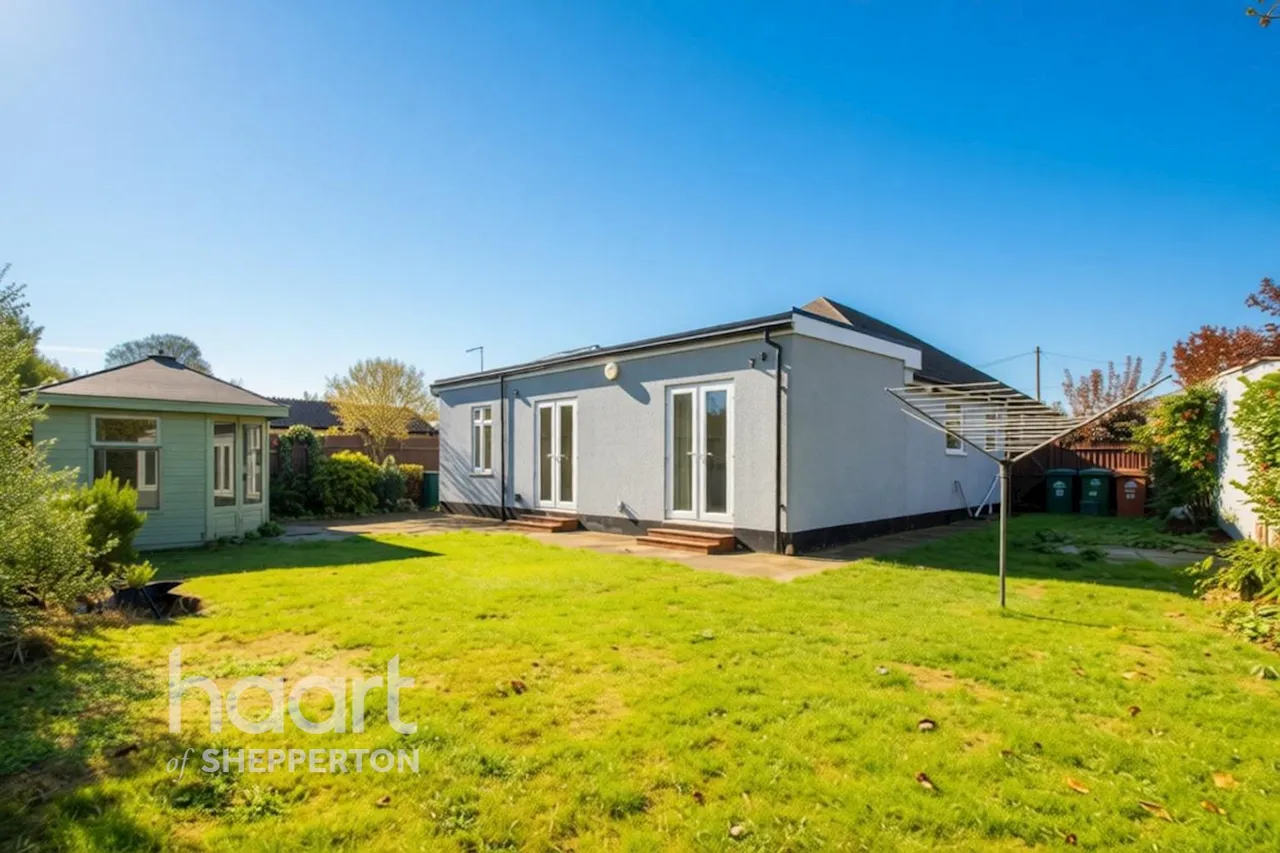 Lois Drive, Shepperton, TW17, photo 17
