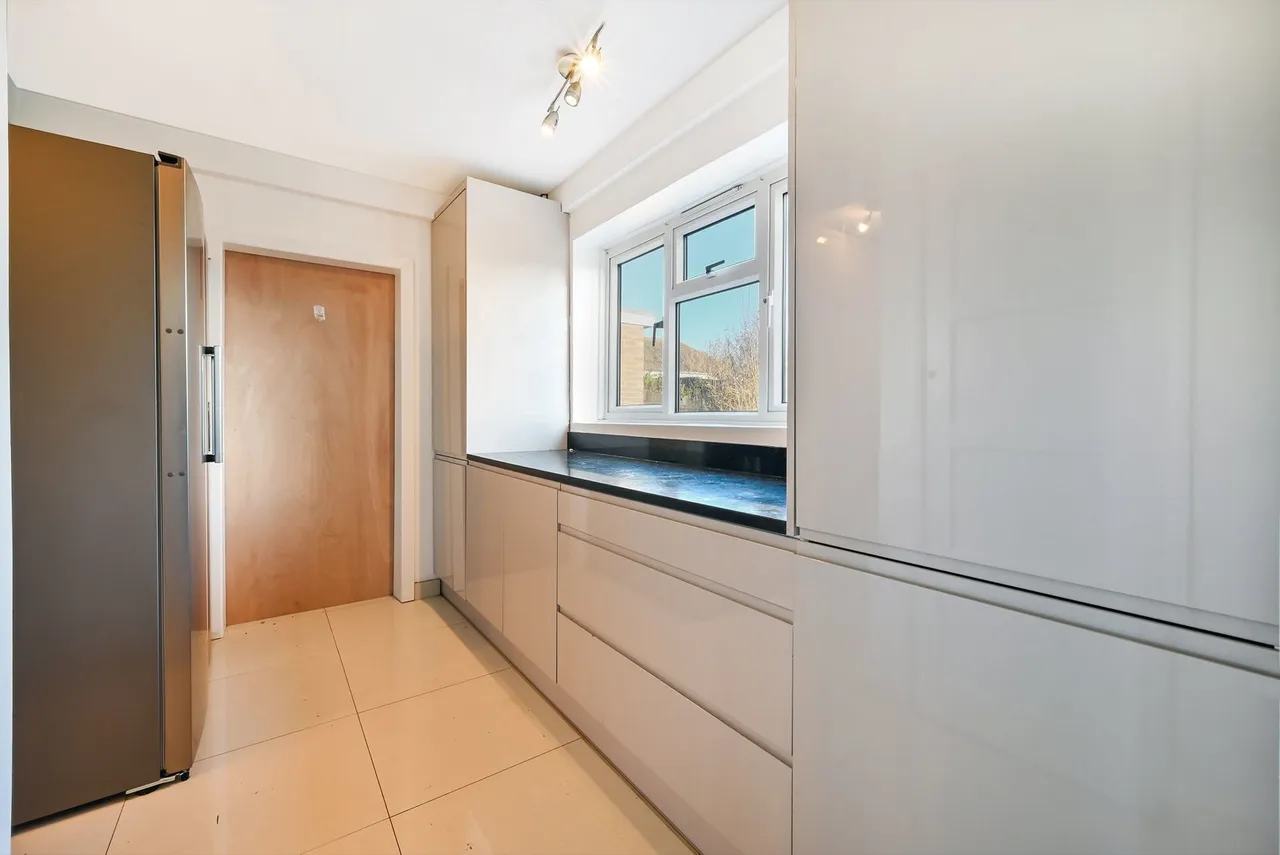 Bowness Crescent, London, SW15 3QN, photo 9
