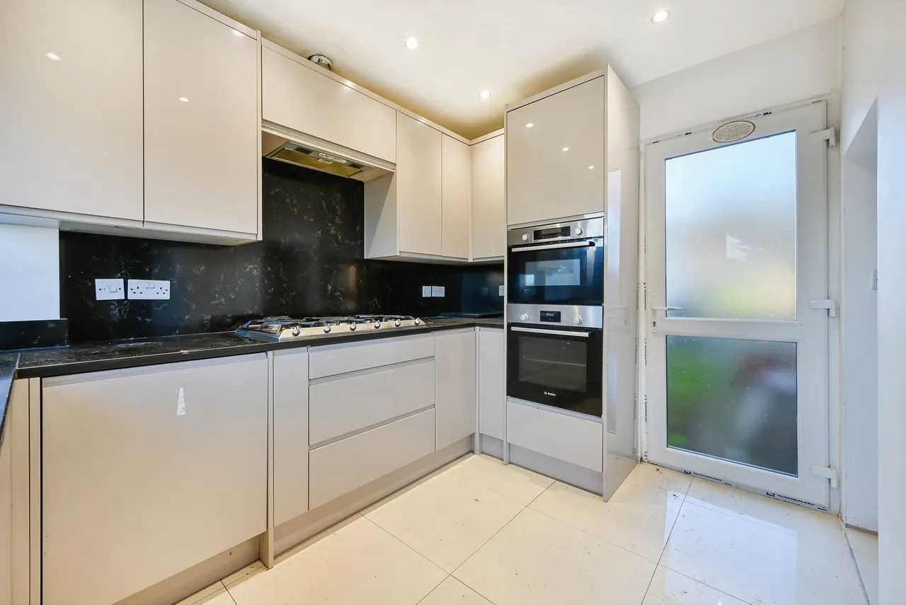 Bowness Crescent, London, SW15 3QN, photo 7