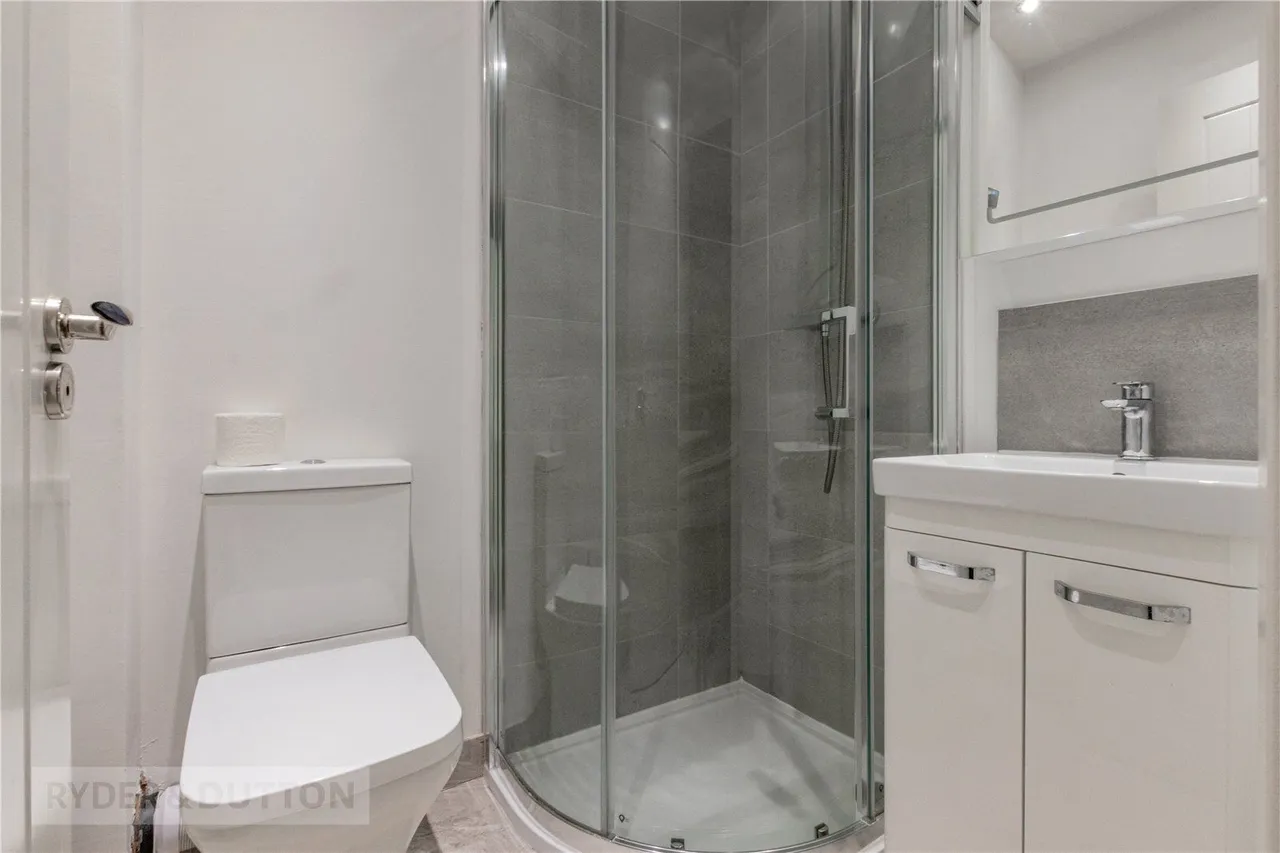 Sandy Lane, Dobcross, OL3, photo 12
