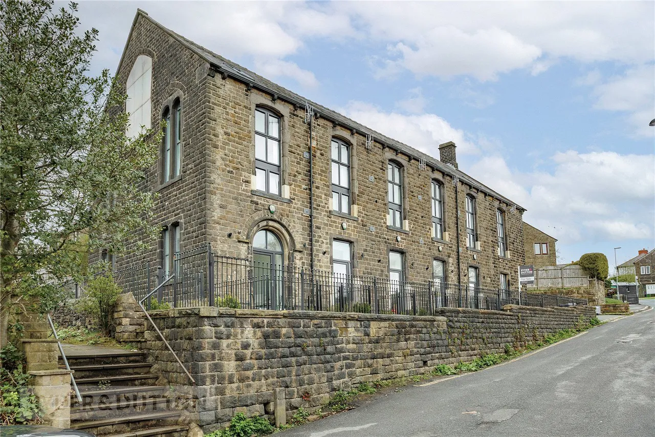 Sandy Lane, Dobcross, OL3, photo 2