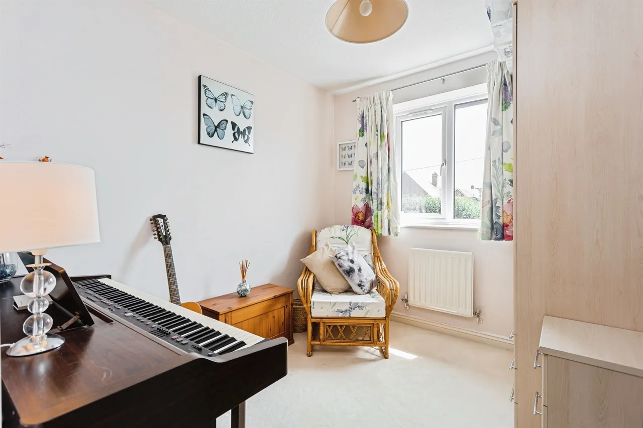 Coulstock Road, Burgess Hill, photo 12