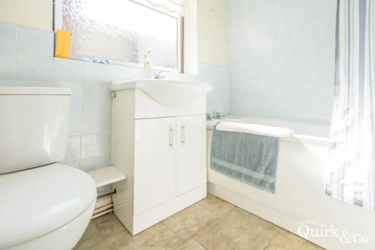 South Parade, Canvey Island, SS8, photo 9
