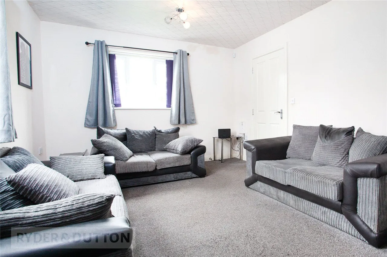 Loughrigg Drive, Middleton, M24, photo 5