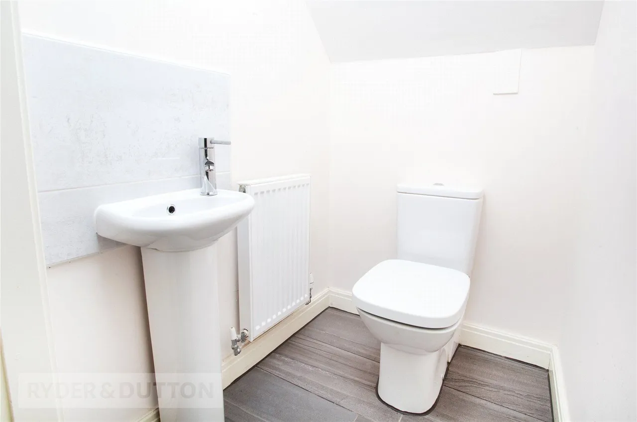 Loughrigg Drive, Middleton, M24, photo 9