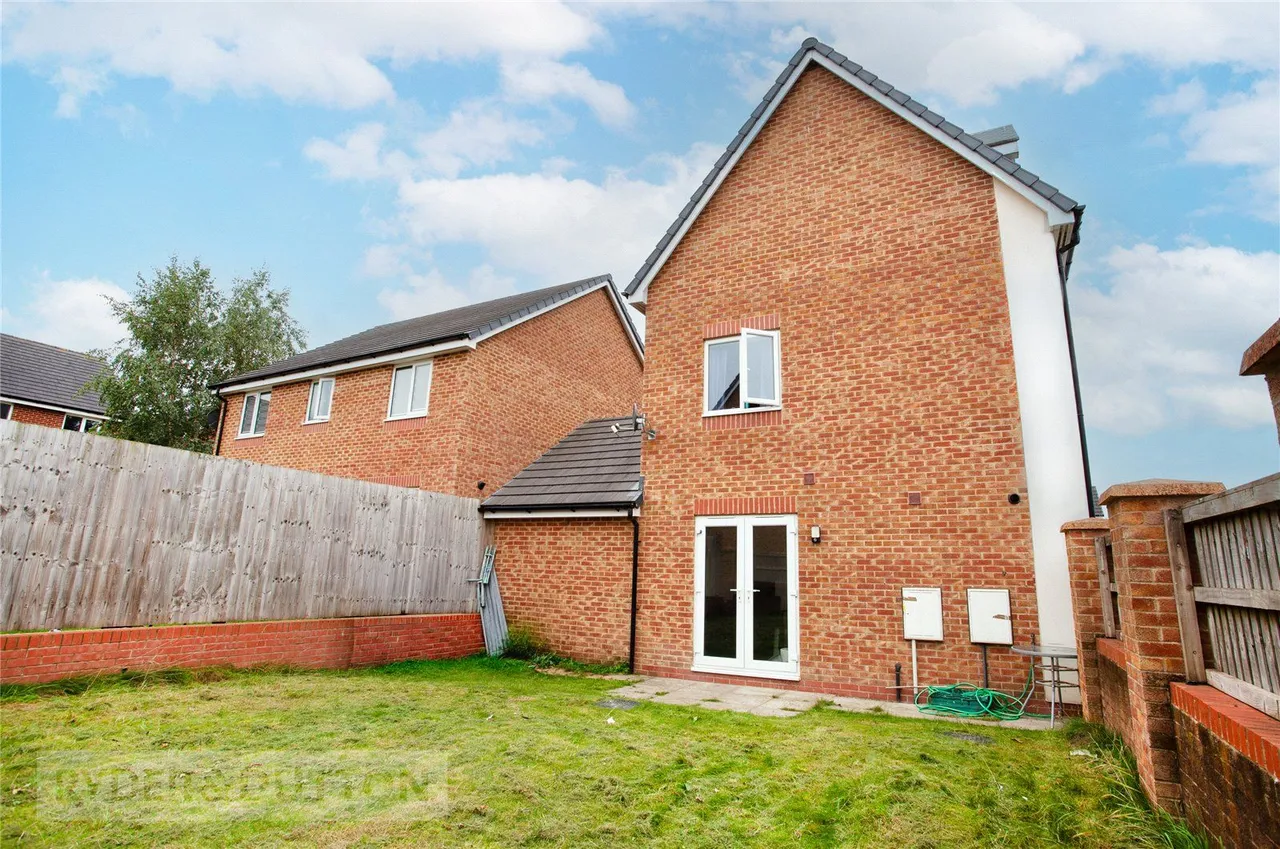 Loughrigg Drive, Middleton, M24, photo 20