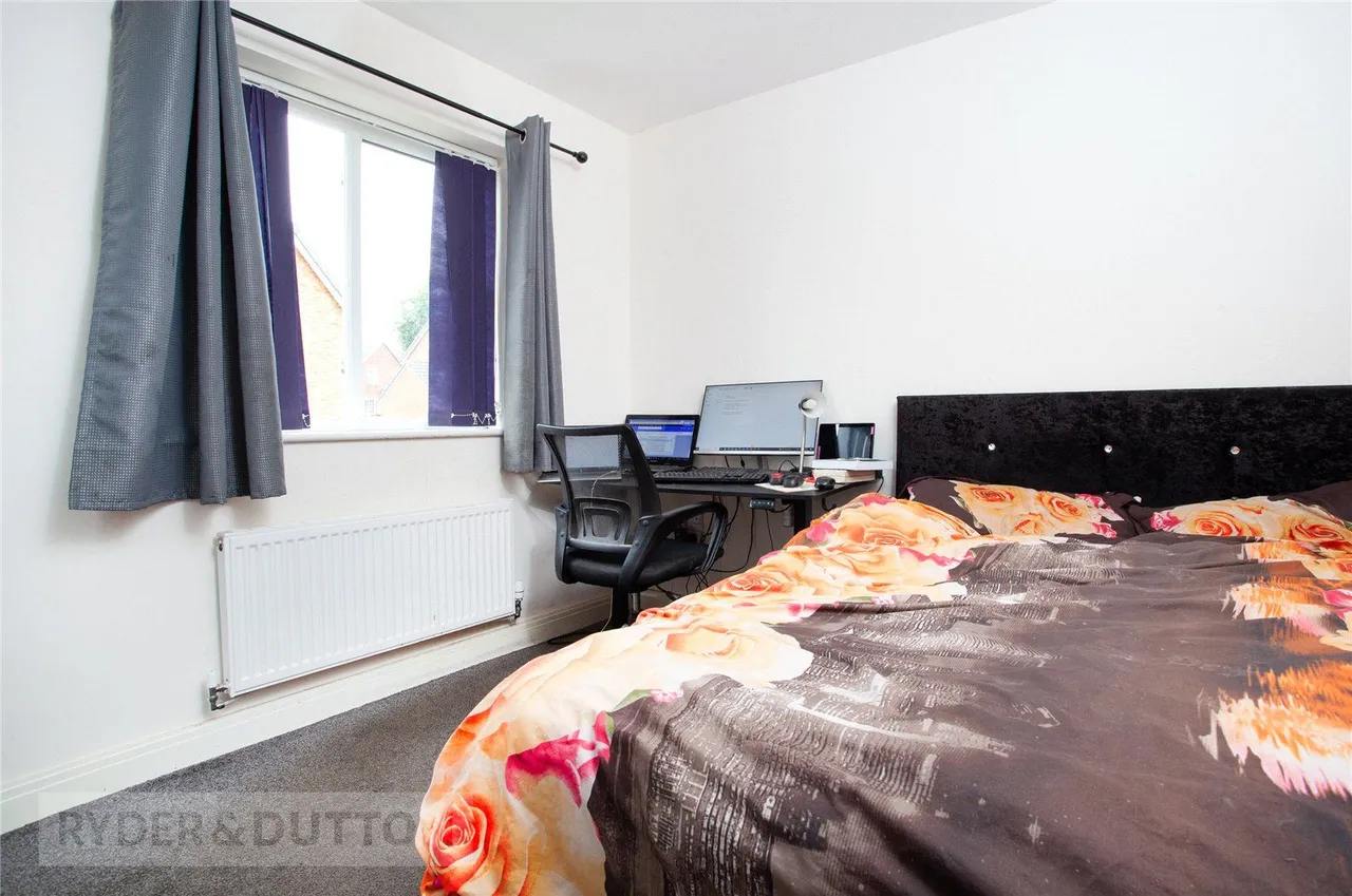 Loughrigg Drive, Middleton, M24, photo 14