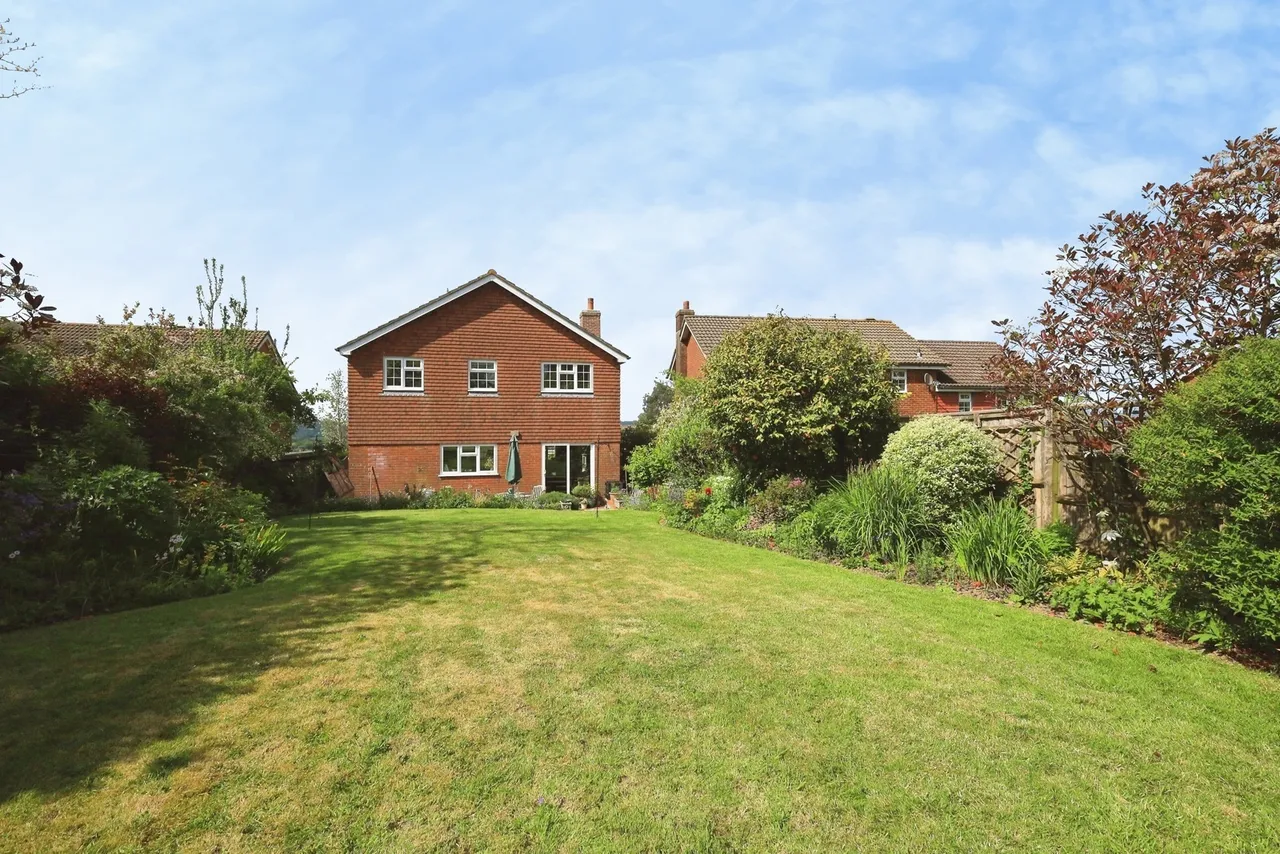 Gorse Hill, Broad Oak, TN21, photo 12