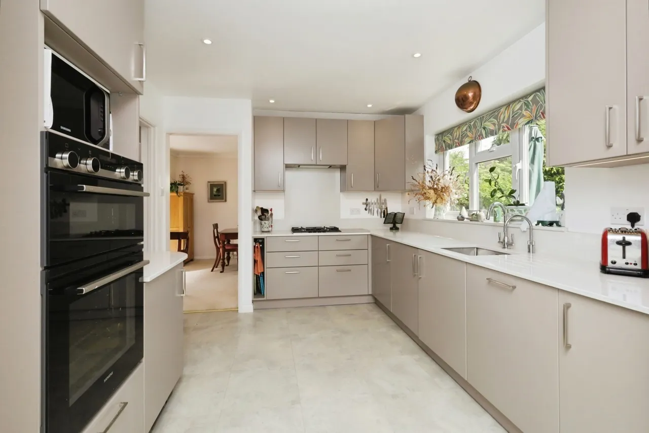 Gorse Hill, Broad Oak, TN21, photo 17