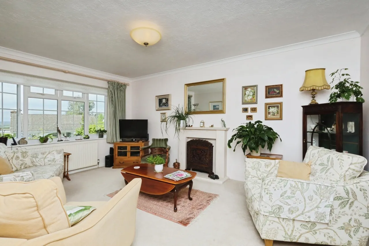 Gorse Hill, Broad Oak, TN21, photo 2