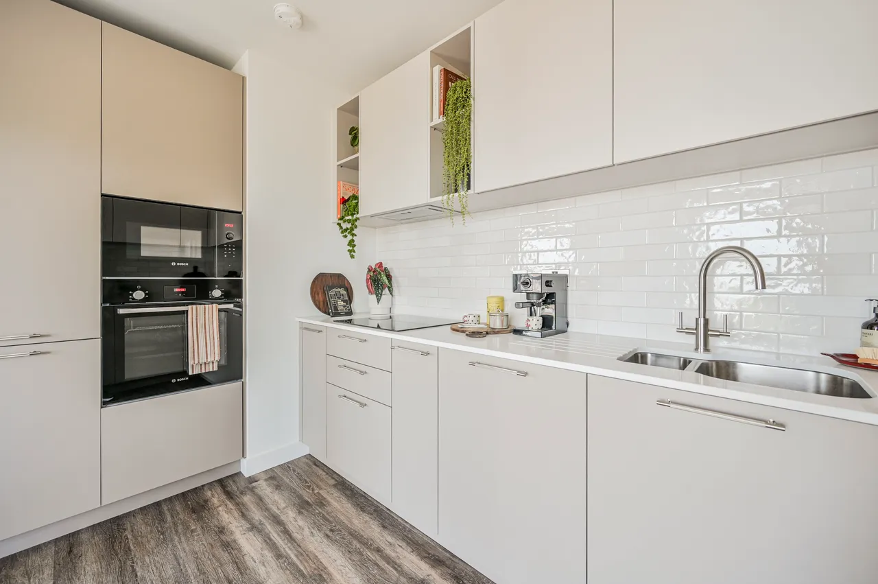 Flat 54, Chapman House, London, photo 8