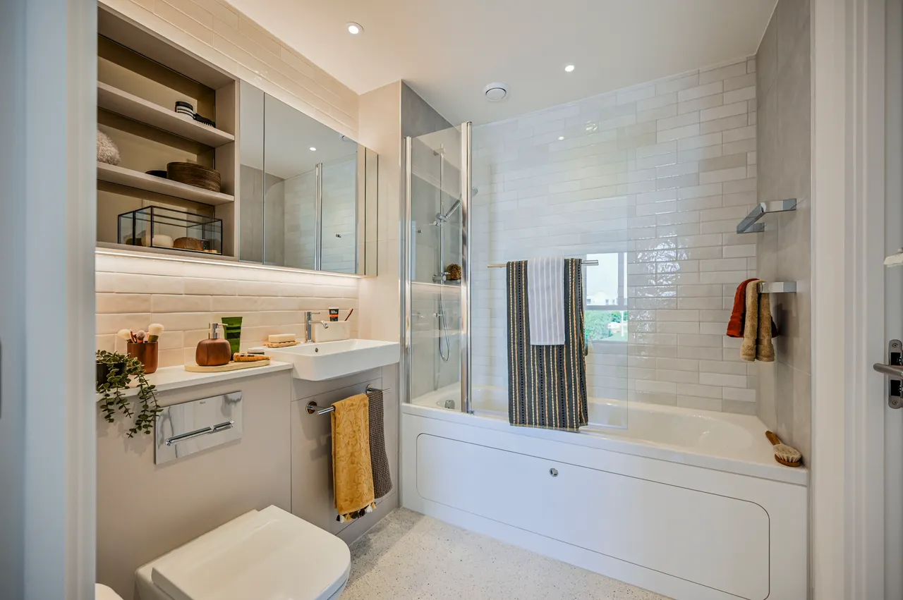 Flat 54, Chapman House, London, photo 11