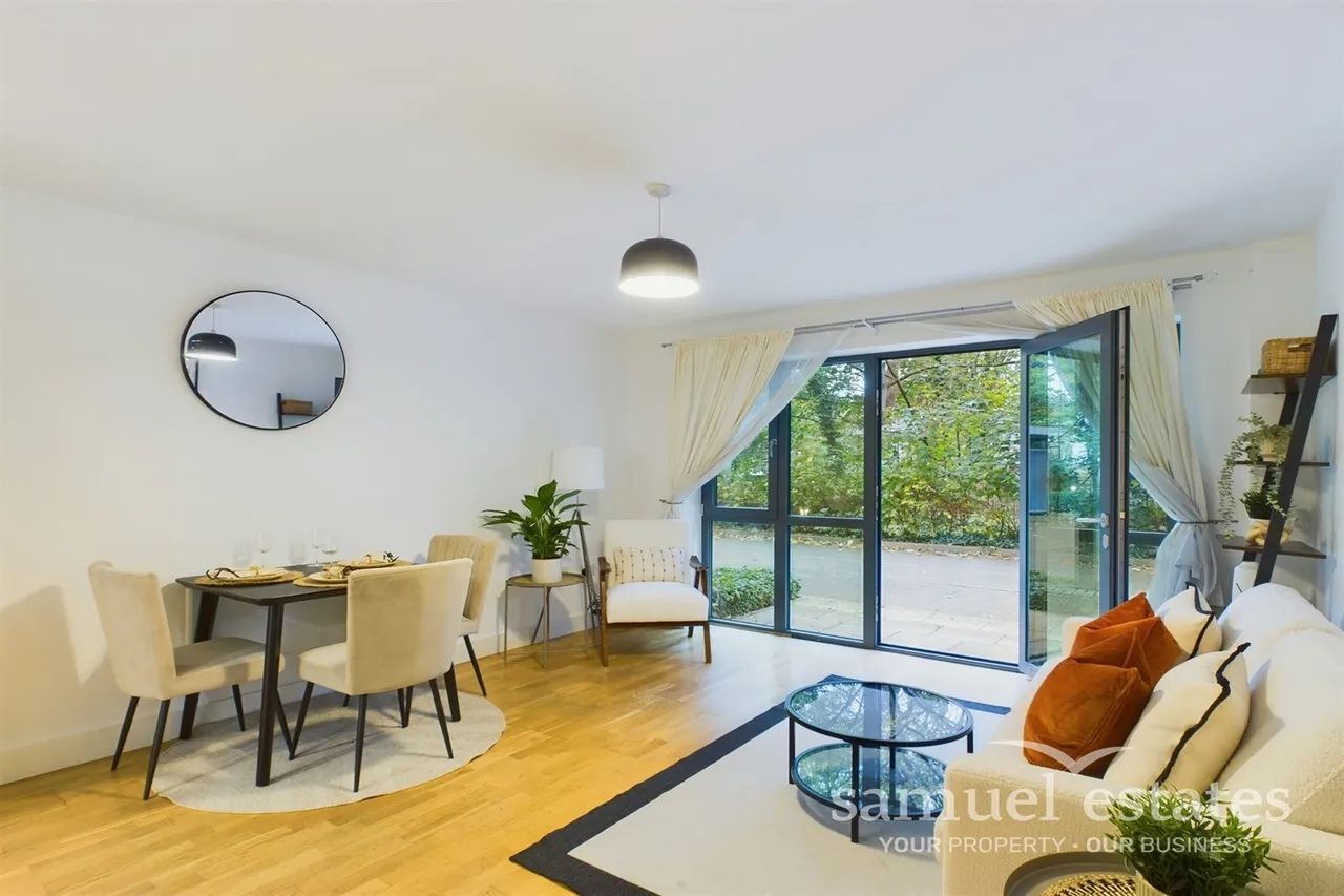 1 bed flat for sale — 31 Chapter Way, London, SW19 2RP