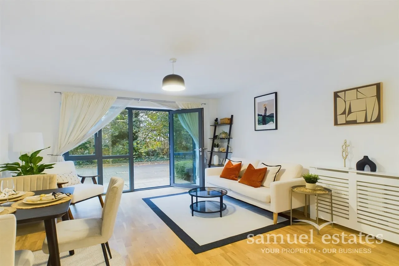 31 Chapter Way, London, SW19 2RP, photo 2