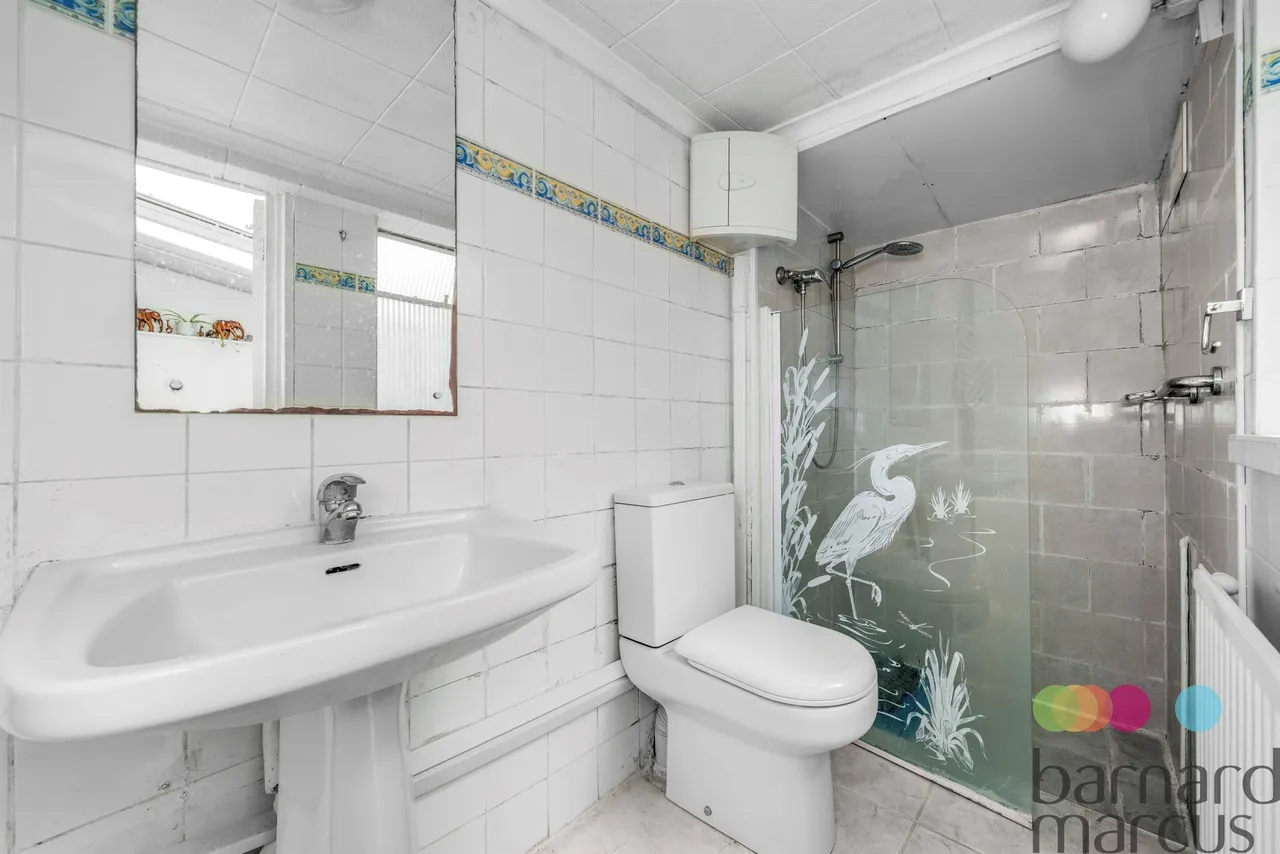 Grove Road, London, N12, photo 6