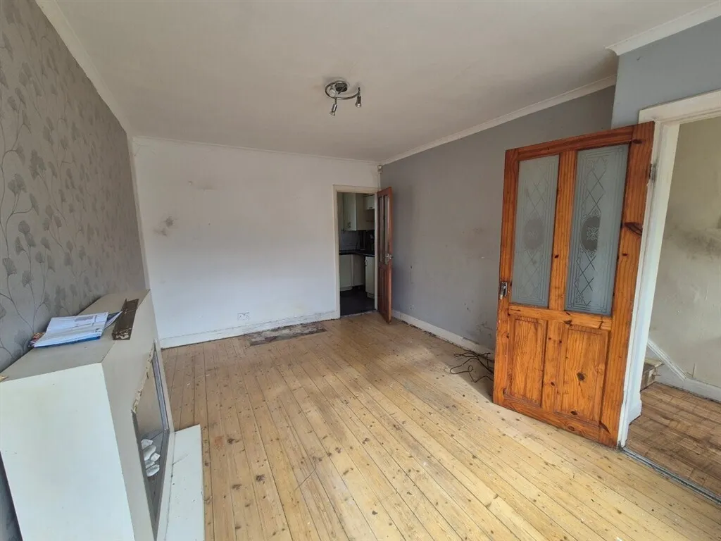 Willows Lane, Rochdale, OL16, photo 7