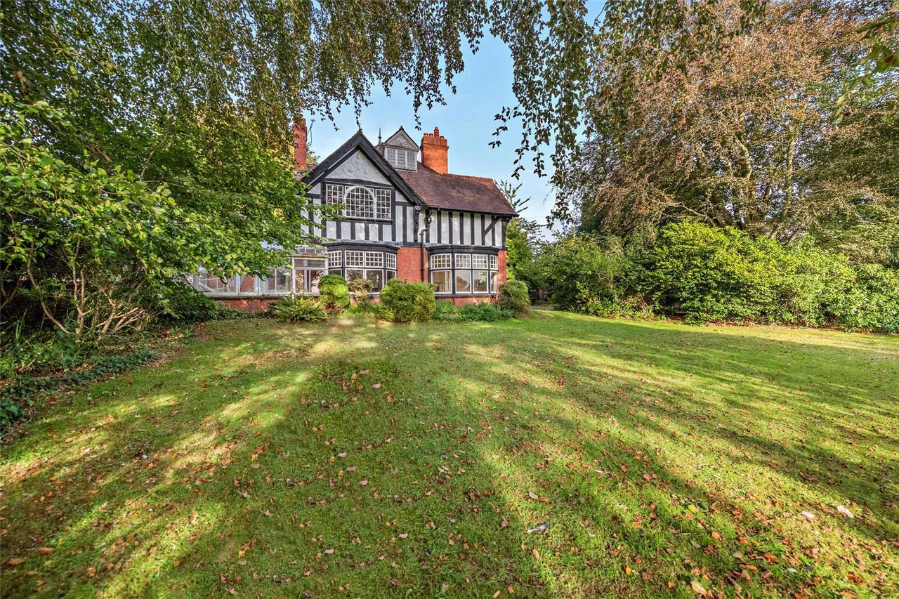 St. Georges Way, Thornton Hough, CH63, photo 28