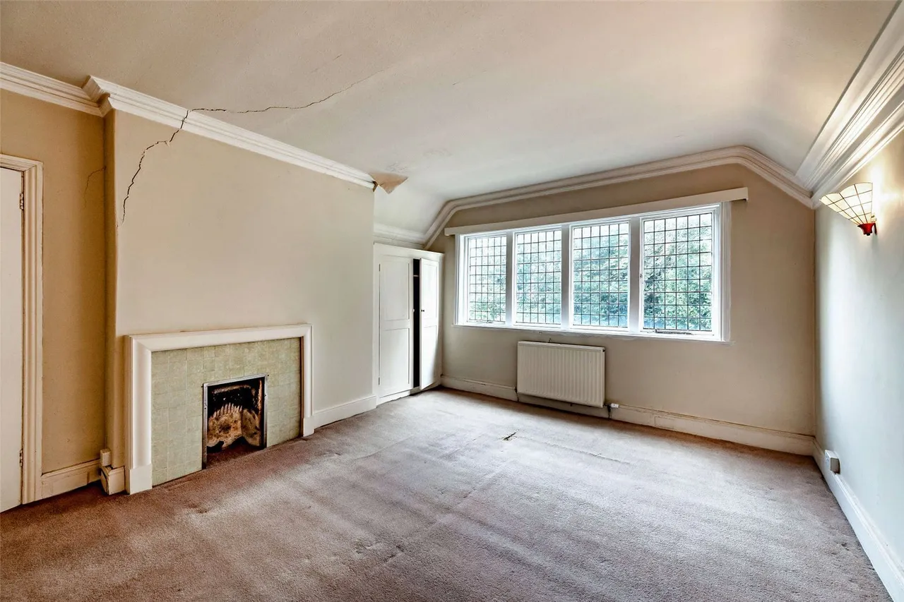 St. Georges Way, Thornton Hough, CH63, photo 16