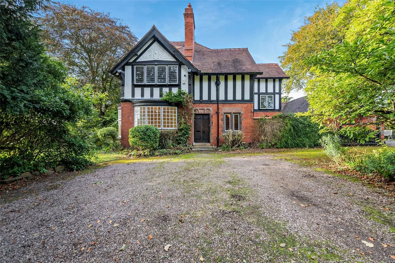 St. Georges Way, Thornton Hough, CH63, photo 31