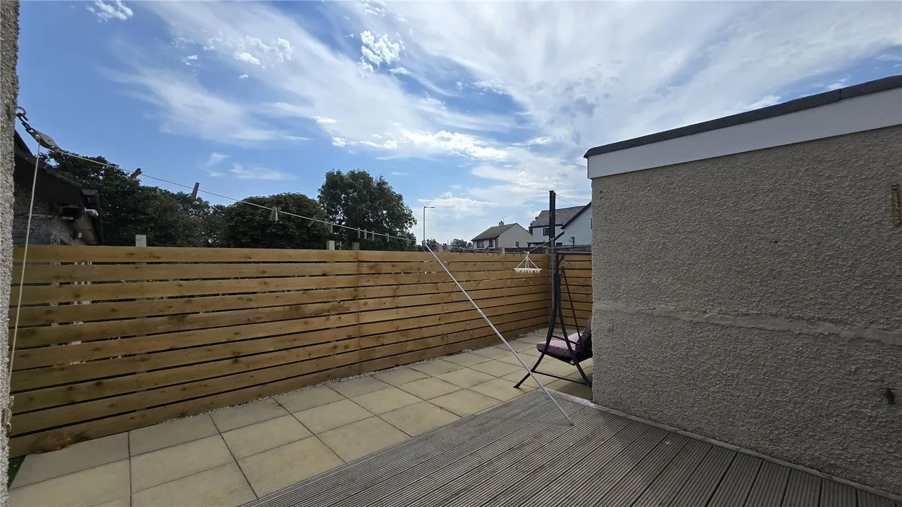 Lewascote, Holyhead, LL65, photo 16
