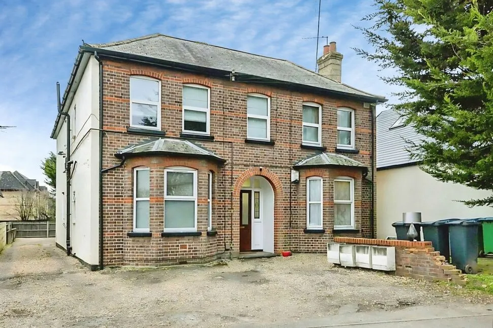 Horseshoe Lane, Watford, WD25, photo 2