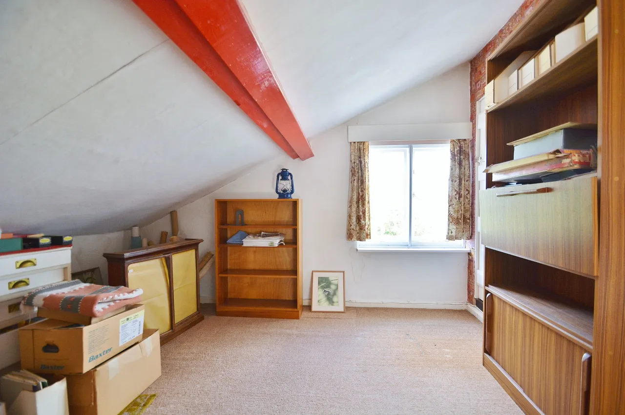 Worminghall Road, Oakley, photo 14