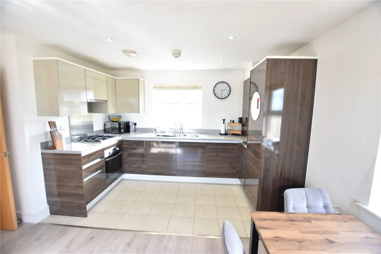 Kenley Place, Farnborough, Hampshire, GU14 6FU, photo 8