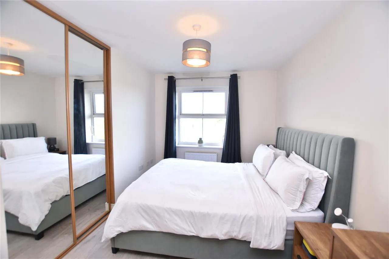 Kenley Place, Farnborough, Hampshire, GU14 6FU, photo 6