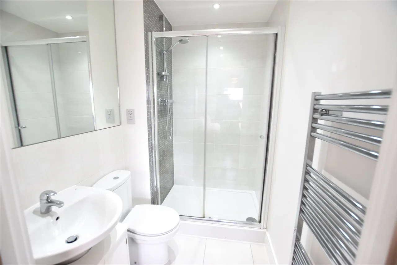 Kenley Place, Farnborough, Hampshire, GU14 6FU, photo 7