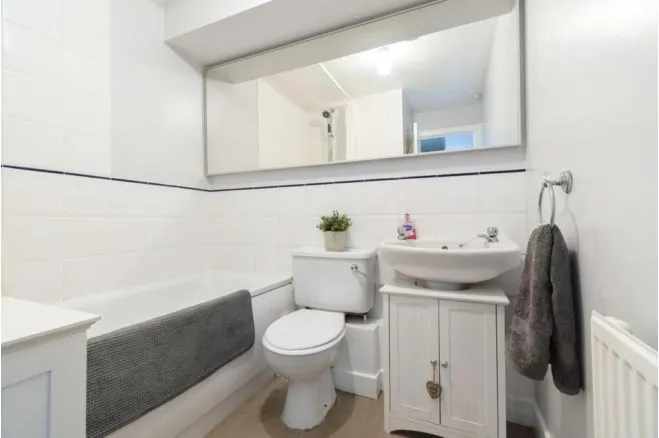 Aspen Vale, Whyteleafe, CR3, photo 13