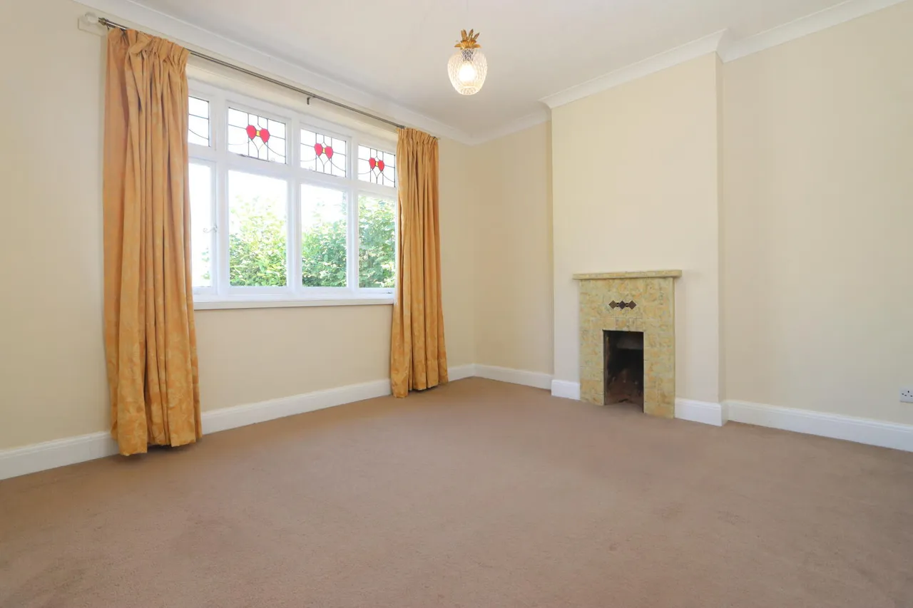 The Crescent, Hagley, Stourbridge, photo 4