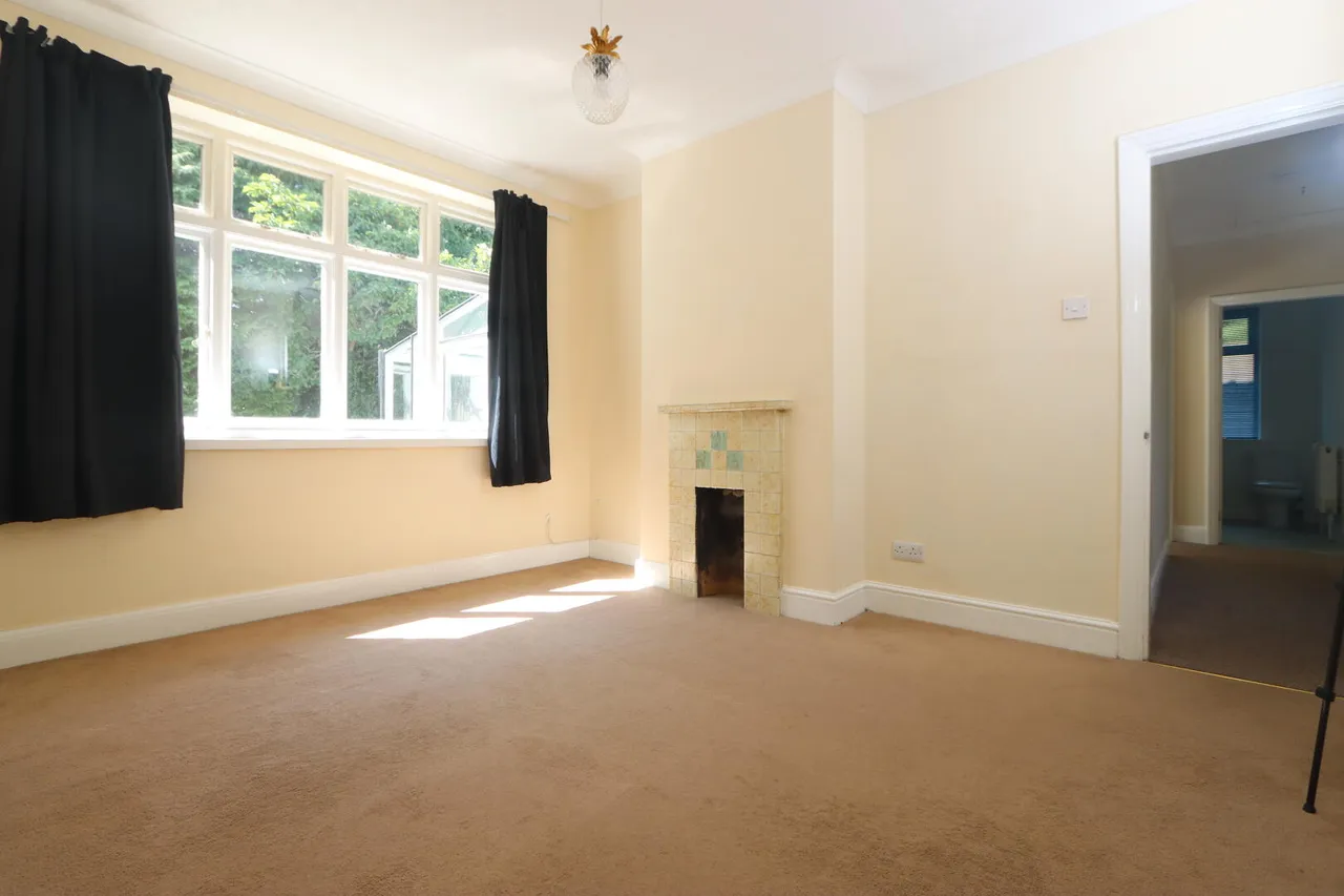 The Crescent, Hagley, Stourbridge, photo 5