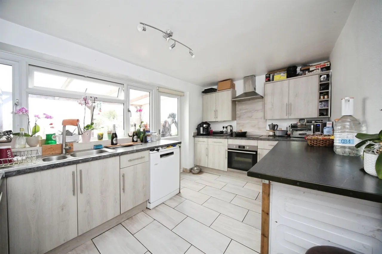 Grasmere Walk, Houghton Regis, DUNSTABLE, photo 4