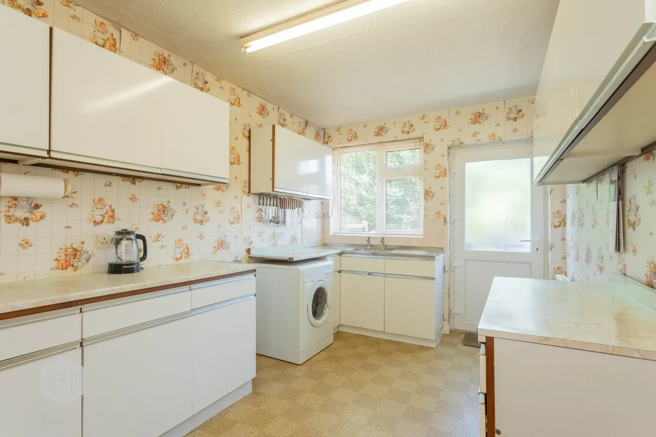 Ulleswater Close, Little Lever, Bolton, BL3 1UD, photo 5