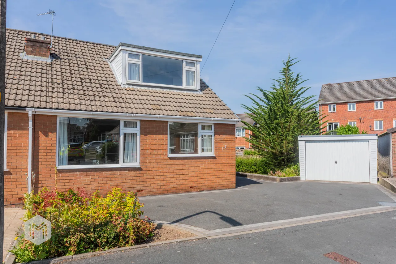 Ulleswater Close, Little Lever, Bolton, BL3 1UD, photo 17