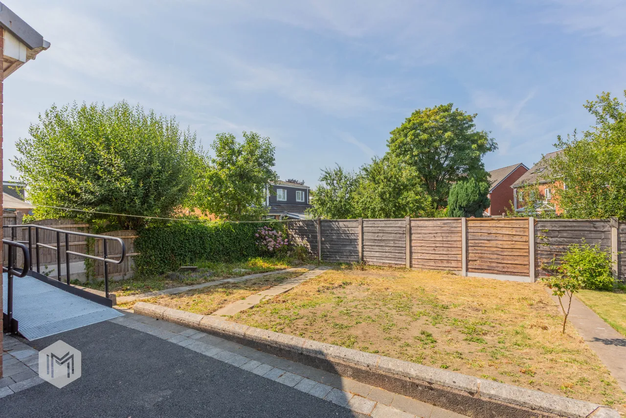 Ulleswater Close, Little Lever, Bolton, BL3 1UD, photo 19