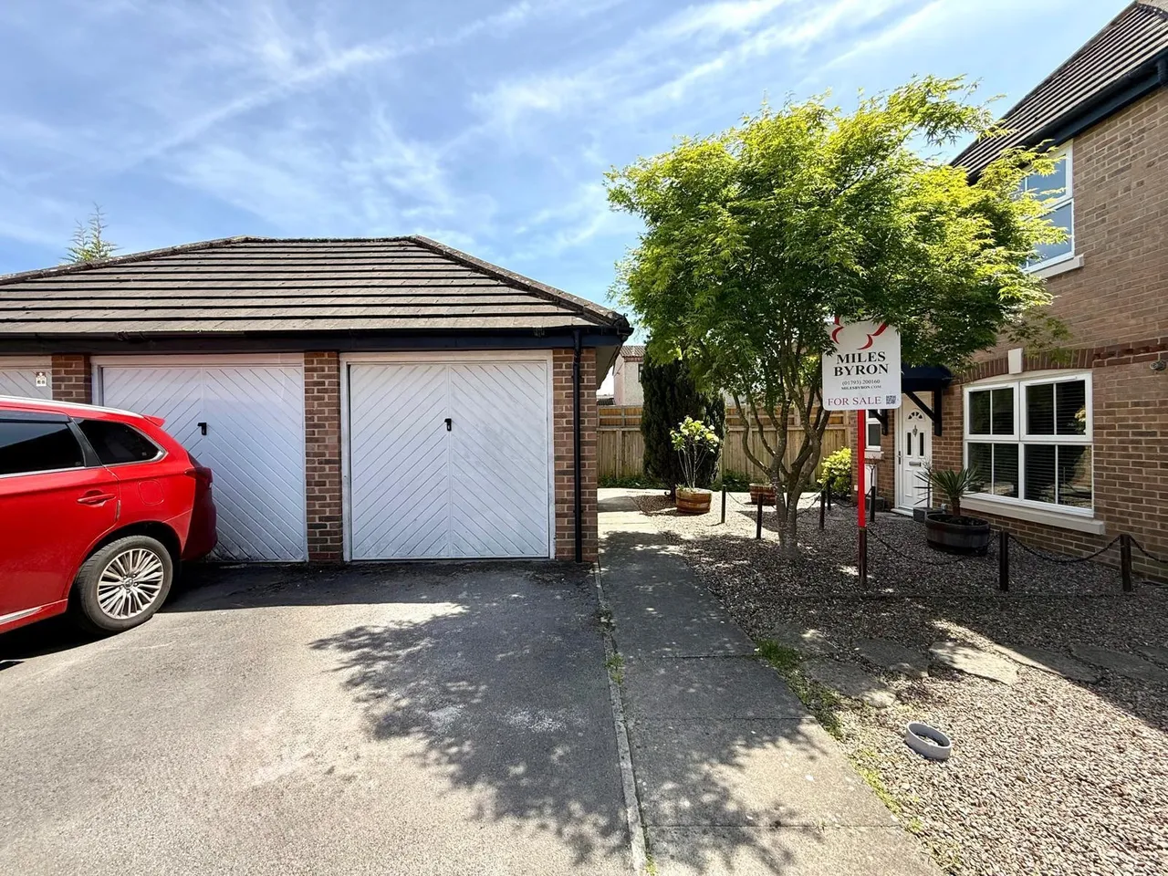 Pasture Close, Swindon, Wiltshire, SN2 2UH, photo 7