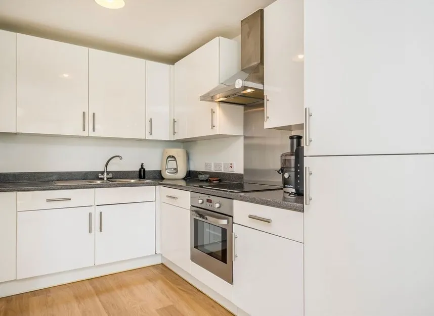 York Way, King's Cross, N1C, photo 6