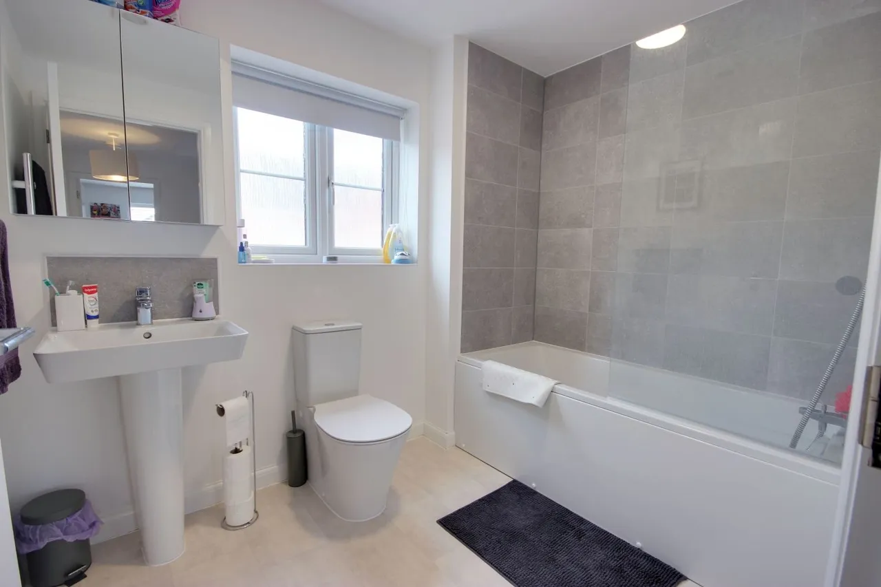 Marson Drive, Beverley, HU17, photo 16
