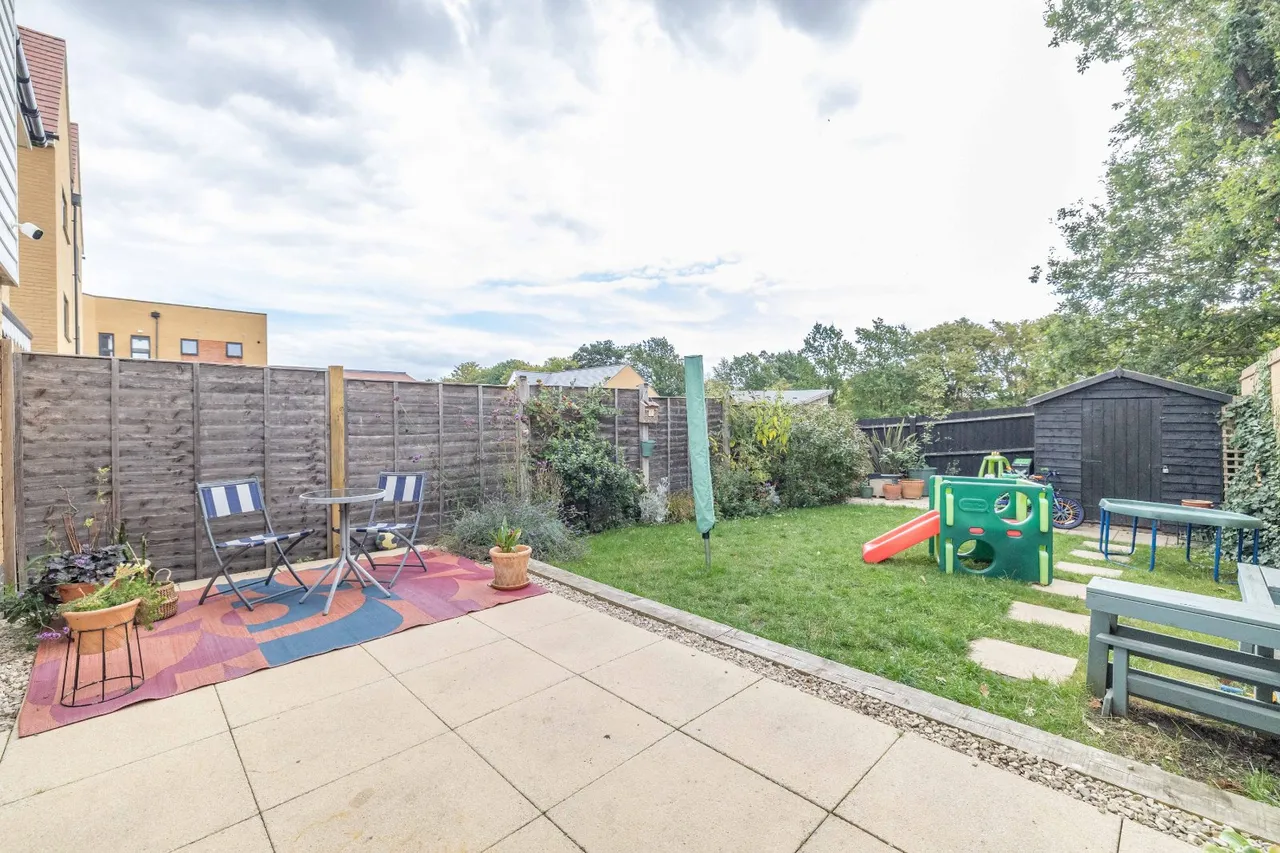 Breeze Meadow, Faversham, ME13, photo 12