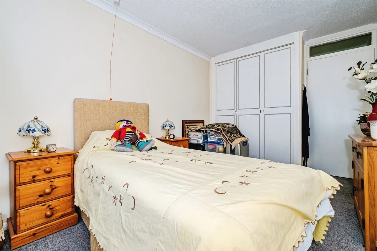 Freshbrook Road, Lancing, BN15, photo 13