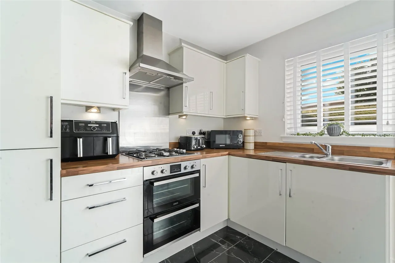 Tillycairn Drive, Gathamlock, Glasgow, G33, photo 5